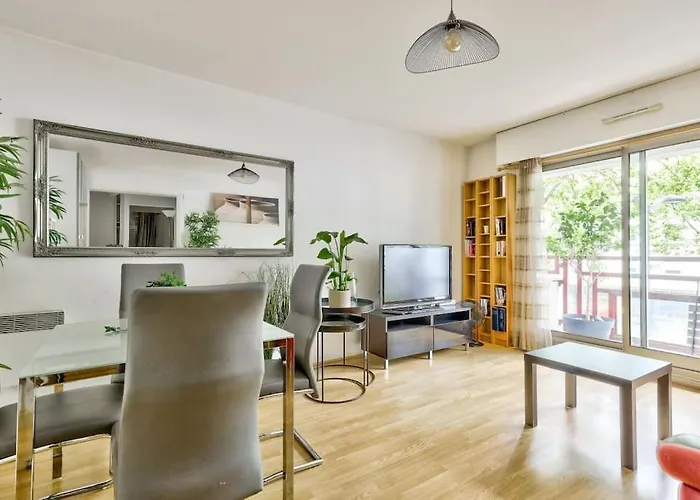 Superbe Moderne Apartman Párizs